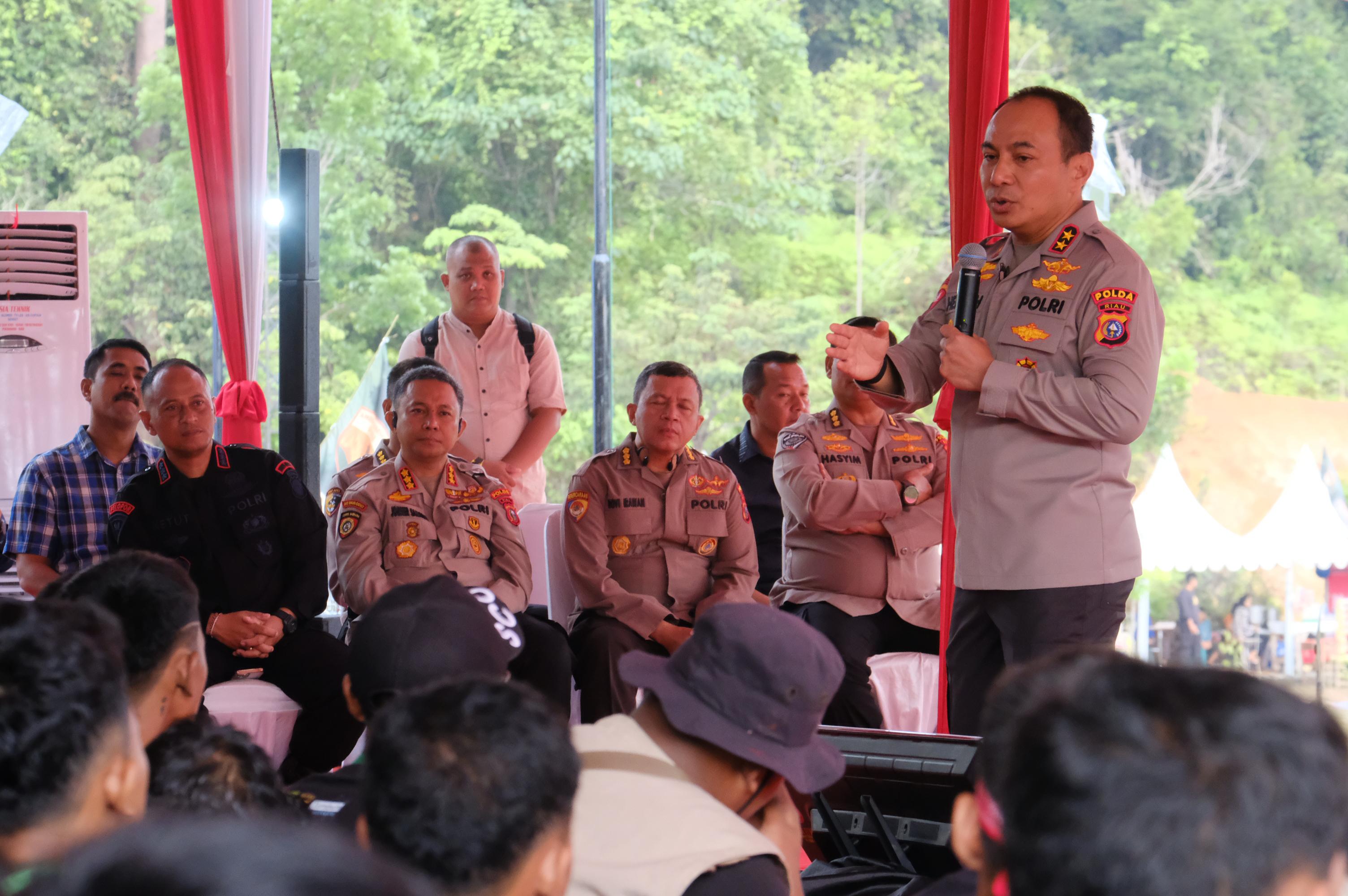 Kapolda Riau Jadi Pemateri Ajak Peserta Jambore Karhutla Pahami Konsep Green Policing