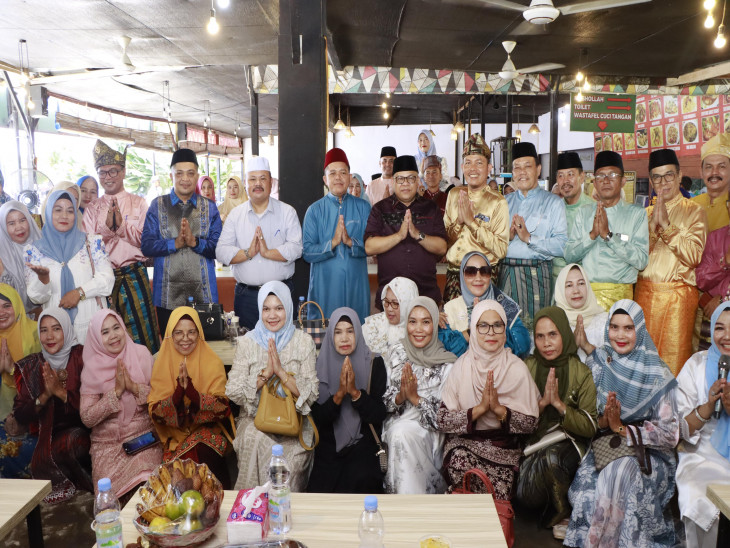 Bupati Kampar Halal Bihalal IKKKS Bangkinang, Eratkan Silaturahmi dan Semangat Kebersamaan