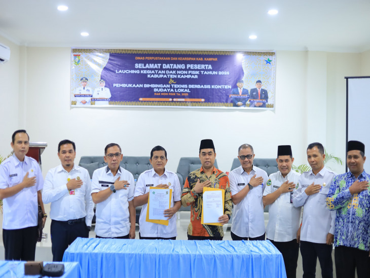 Asisten III Setda Kampar Launching Kegiatan DAK Non Fisik 2025 dan Buka Bimtek Berbasis Konten