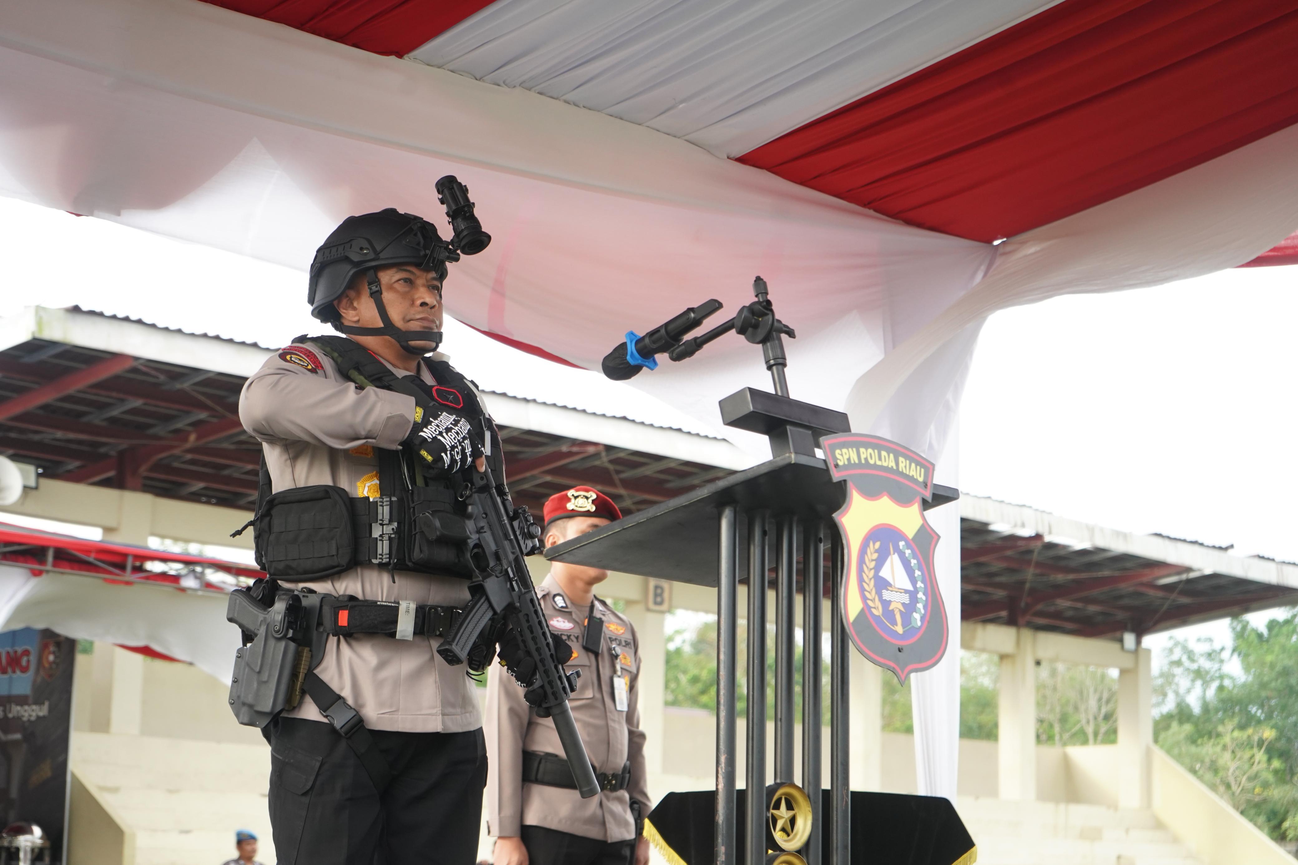 Wakapolda Riau Pimpin Upacara Penutupan Pelatihan Tim RAGA Gelombang Kedua di SPN Polda Riau