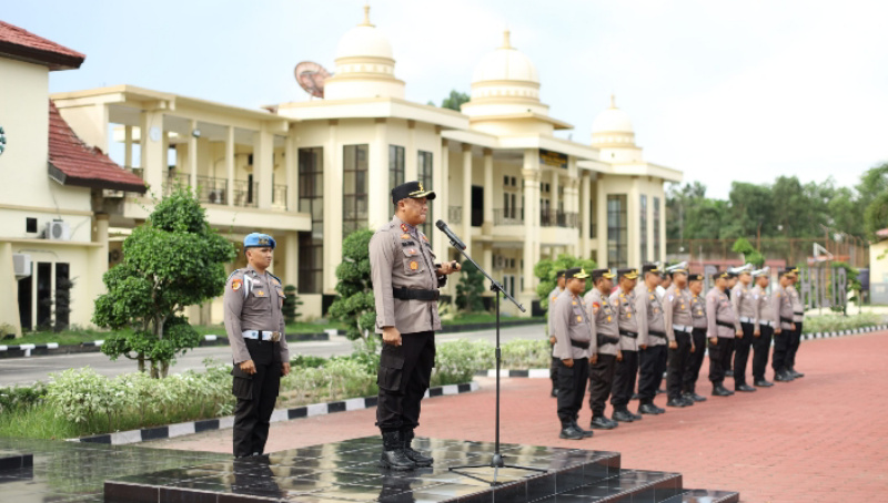 Kapolres Rohil Pimpin Apel Kesiapsiagaan Pengamanan Malam Takbiran Idul Adha 1446 H