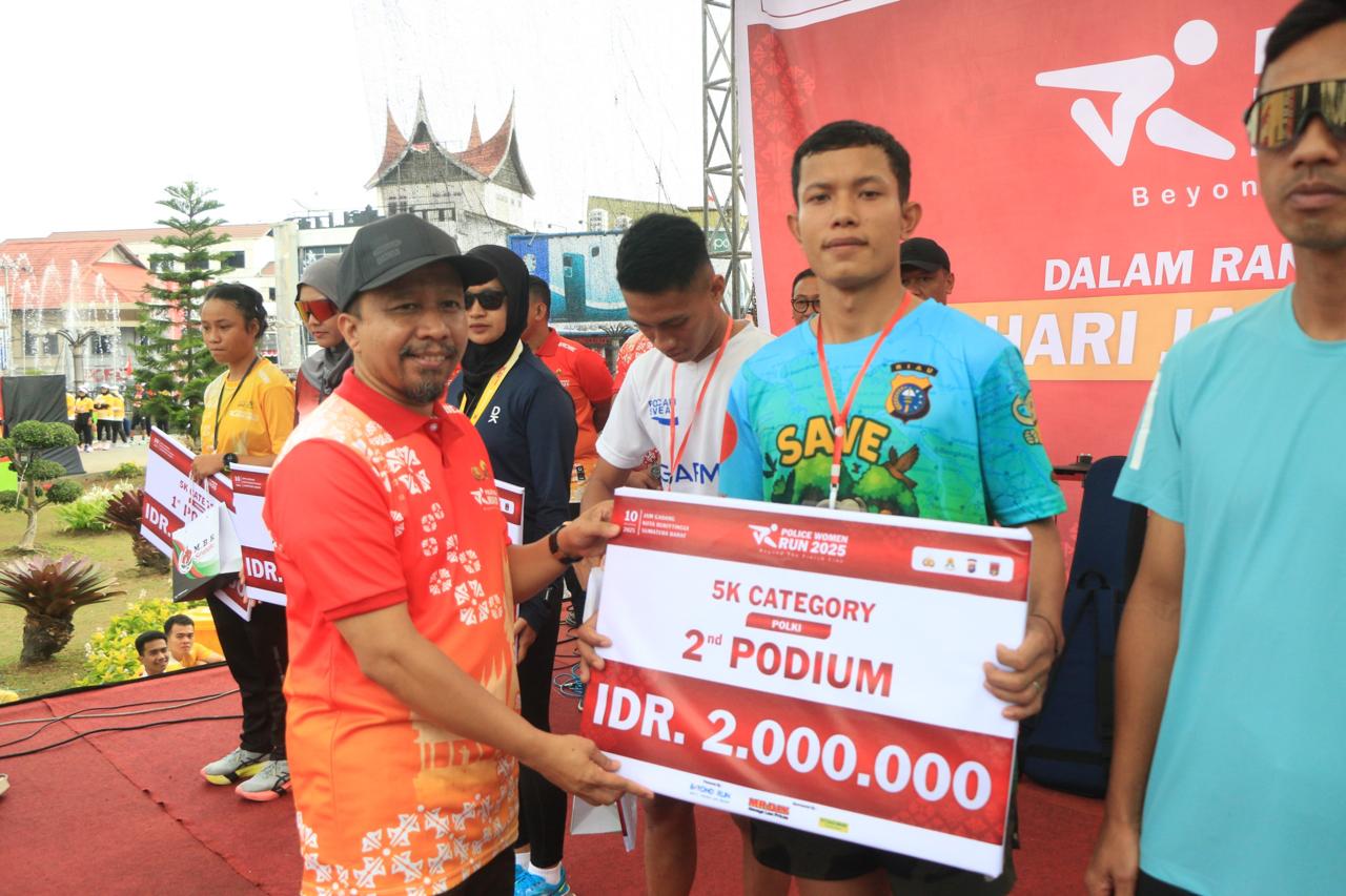 Personel Brimob Riau Raih juara II Event Police Waman Run 2025