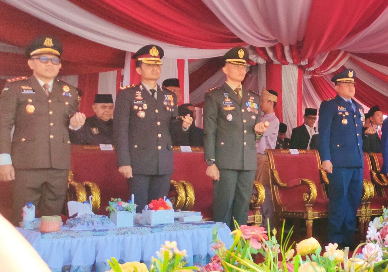 Dandim 0313/KPR Hadiri Upacara HUT RI Ke 80 di Kabupaten Rokan Hulu