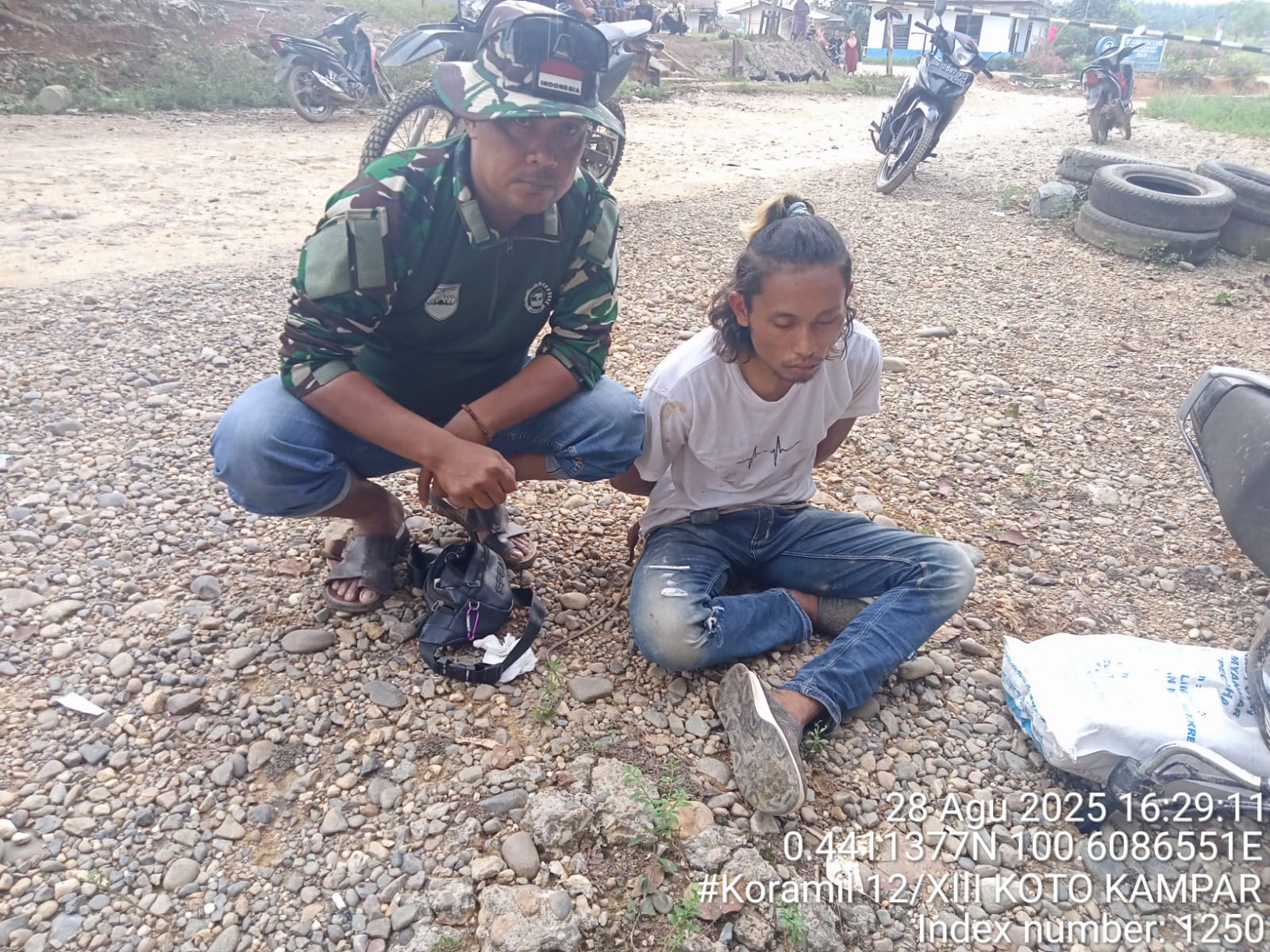 Babinsa Koramil 12/XIII Koto Kampar Berhasil Tangkap Pengedar Narkoba di Desa Koto Tuo