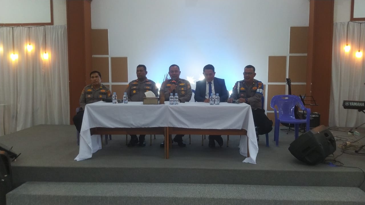 Minggu Kasih, Polisi Jalin Kedekatan dengan Jemaat GPPS Pekanbaru
