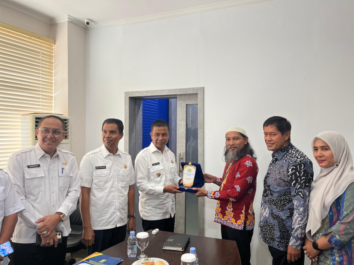 Terima Audiensi FISIP Unri, Bupati Kampar Ajak Kolaborasi Antara FISIP Unri Dengan Pemda Kampar