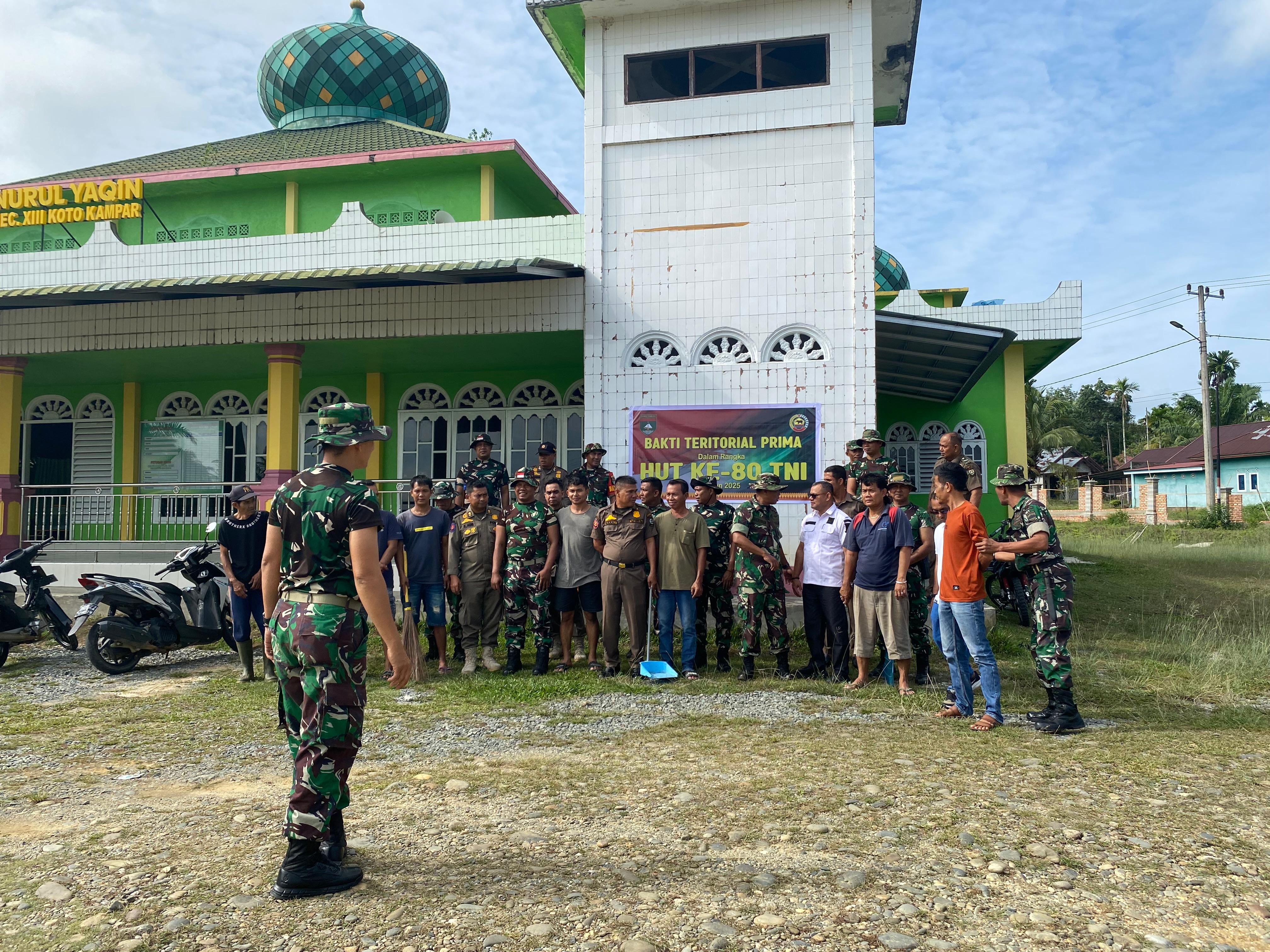 Kegiatan Bakti Sosial Koramil 12/XIII Koto Kampar dalam Rangka HUT TNI Ke 80
