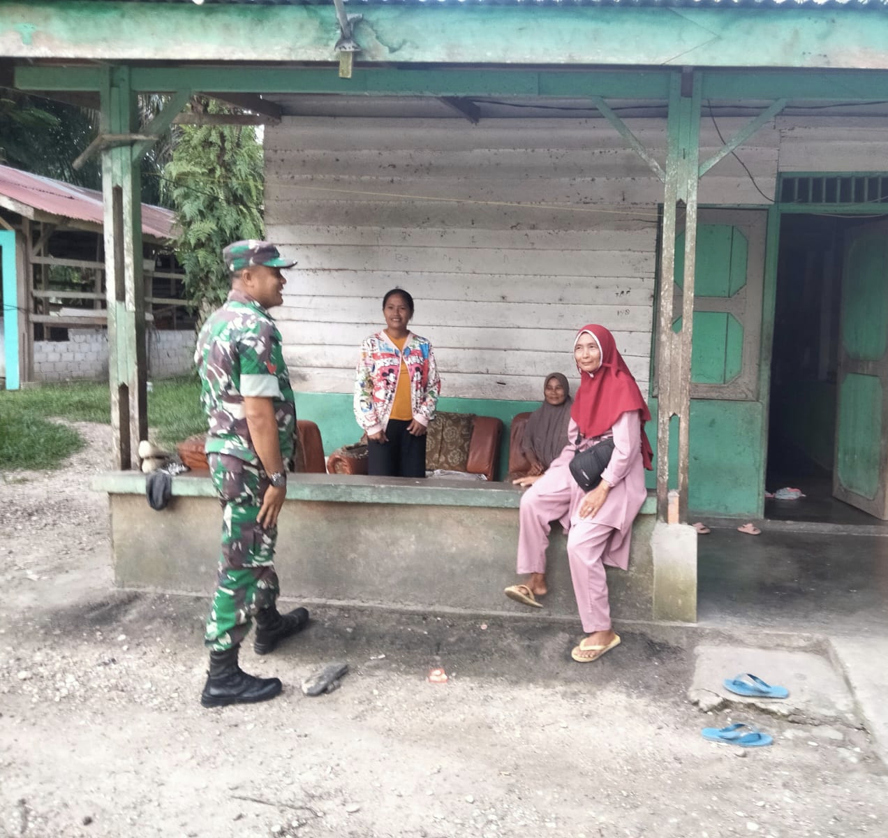 Kebersamaan Babinsa Dan Warganya, Tumbuhkan Kekompakan Serta Kemanunggalan