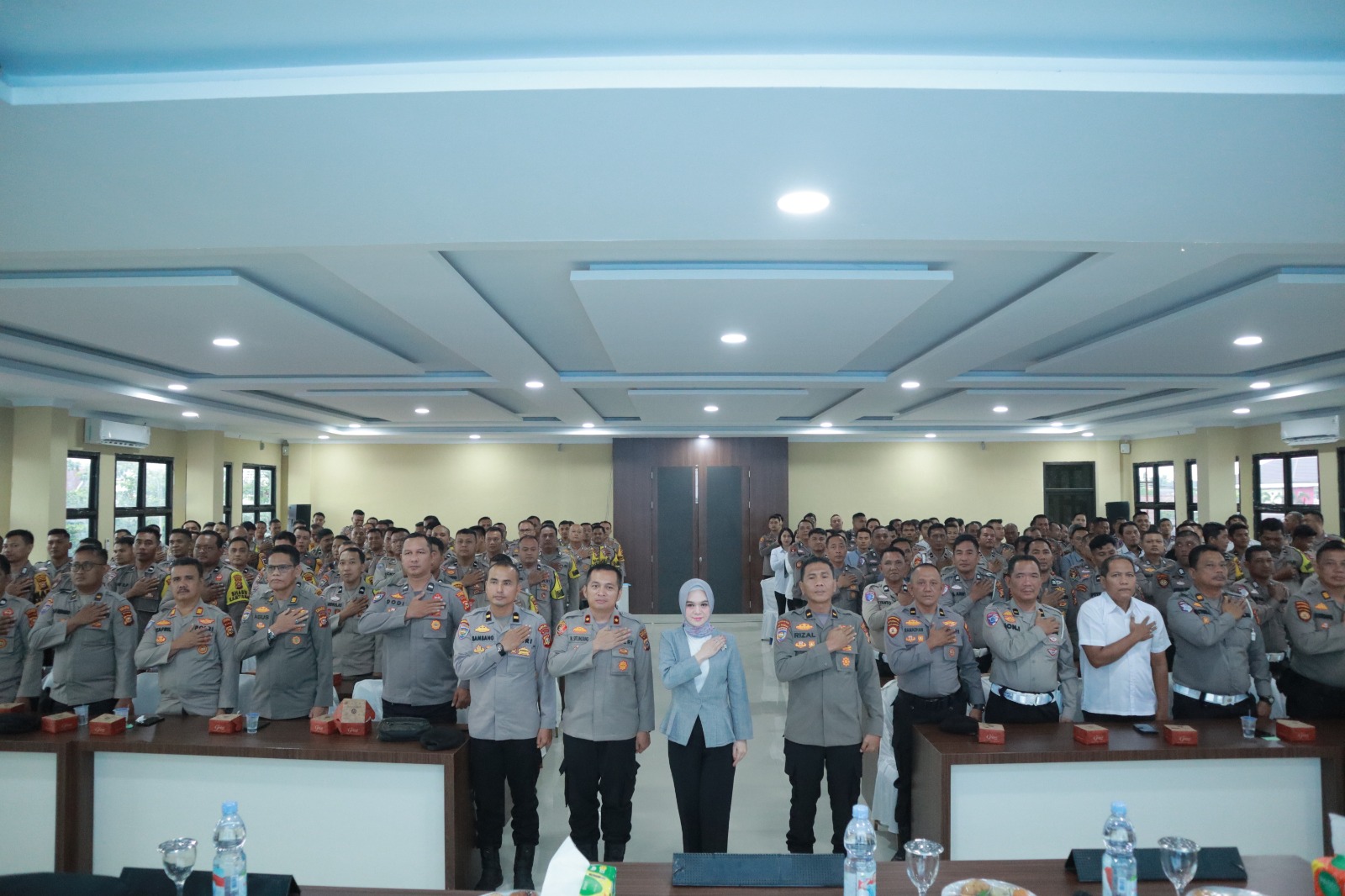 Pelatihan Public Speaking Tingkatkan Kemampuan Komunikasi Personel Polres Inhu
