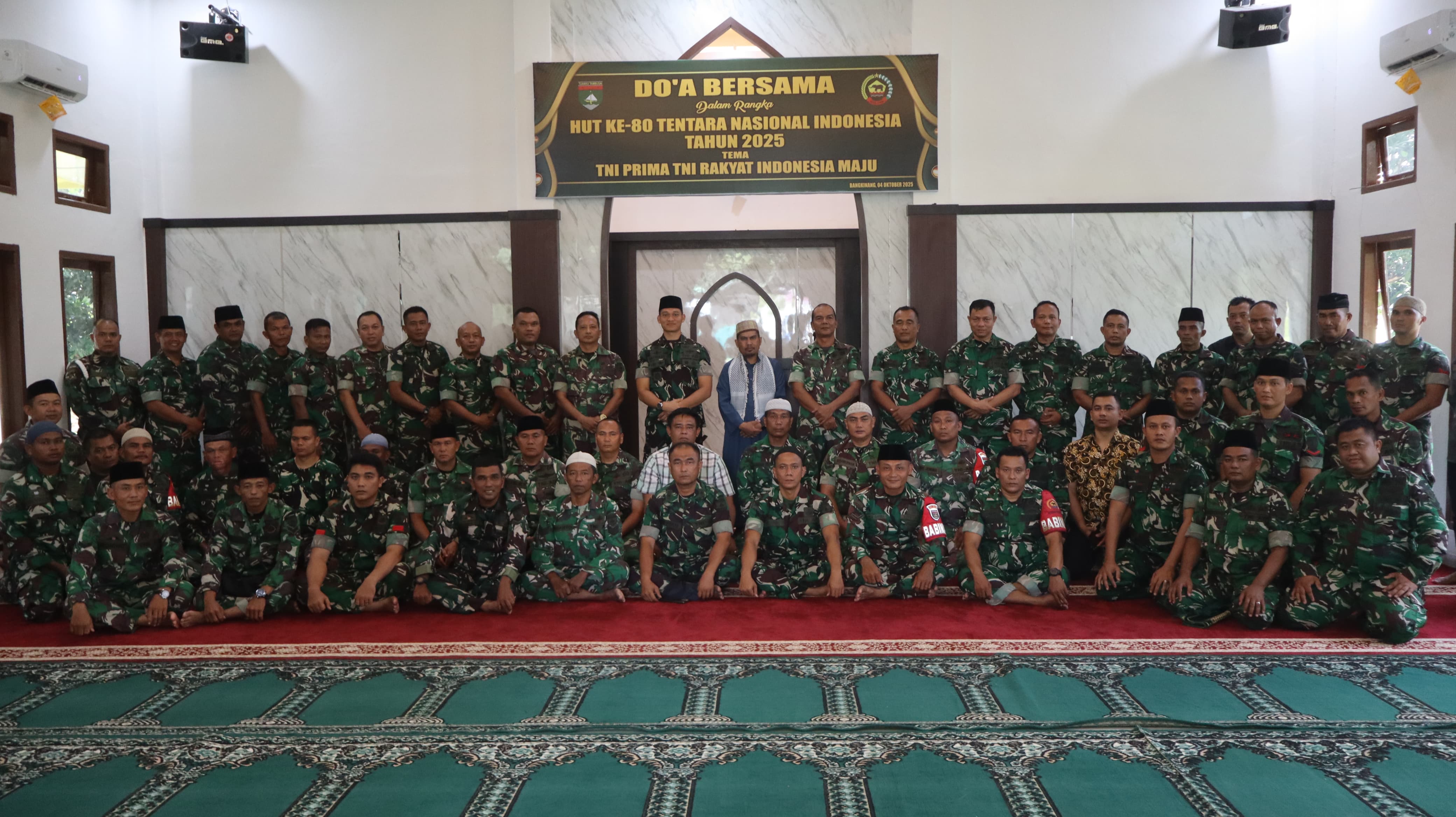 Dalam Khusyuk Doa, Kodim 0313/KPR Mohon Ridho Ilahi di HUT Ke-80 TNI, TNI Kuat Bersama Rakyat