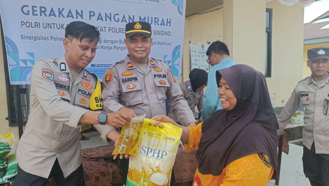Polres Kuansing Gelar Bazar Pasar Murah di Cerenti, Dukung Ketahanan Pangan dan Ekonomi Warga