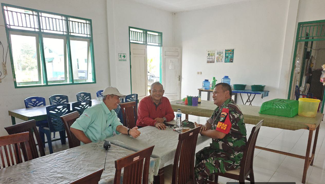 Danpos Koramil 10 Kunto Darussalam Kodim 0313/KPR Melaksanakan Komsos