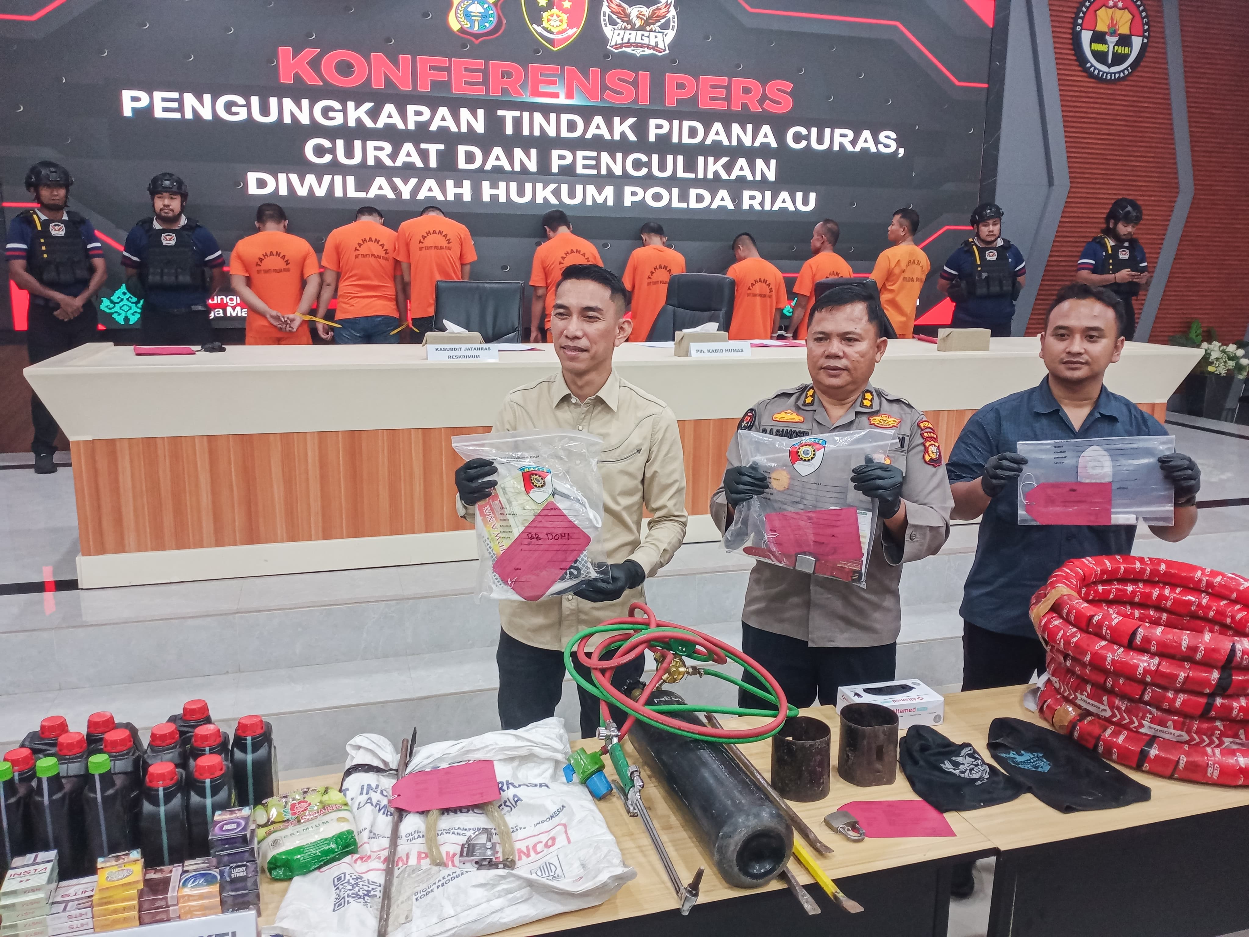 Polda Riau Tangkap 8 Pelaku Kriminal, dari Pembobol Minimarket Hingga Penculik