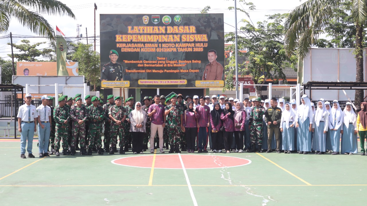 Kasdim 0313/KPR Buka Latihan Dasar Kepemimpinan Siswa: Lahirkan Generasi Unggul, Berdaya Saing