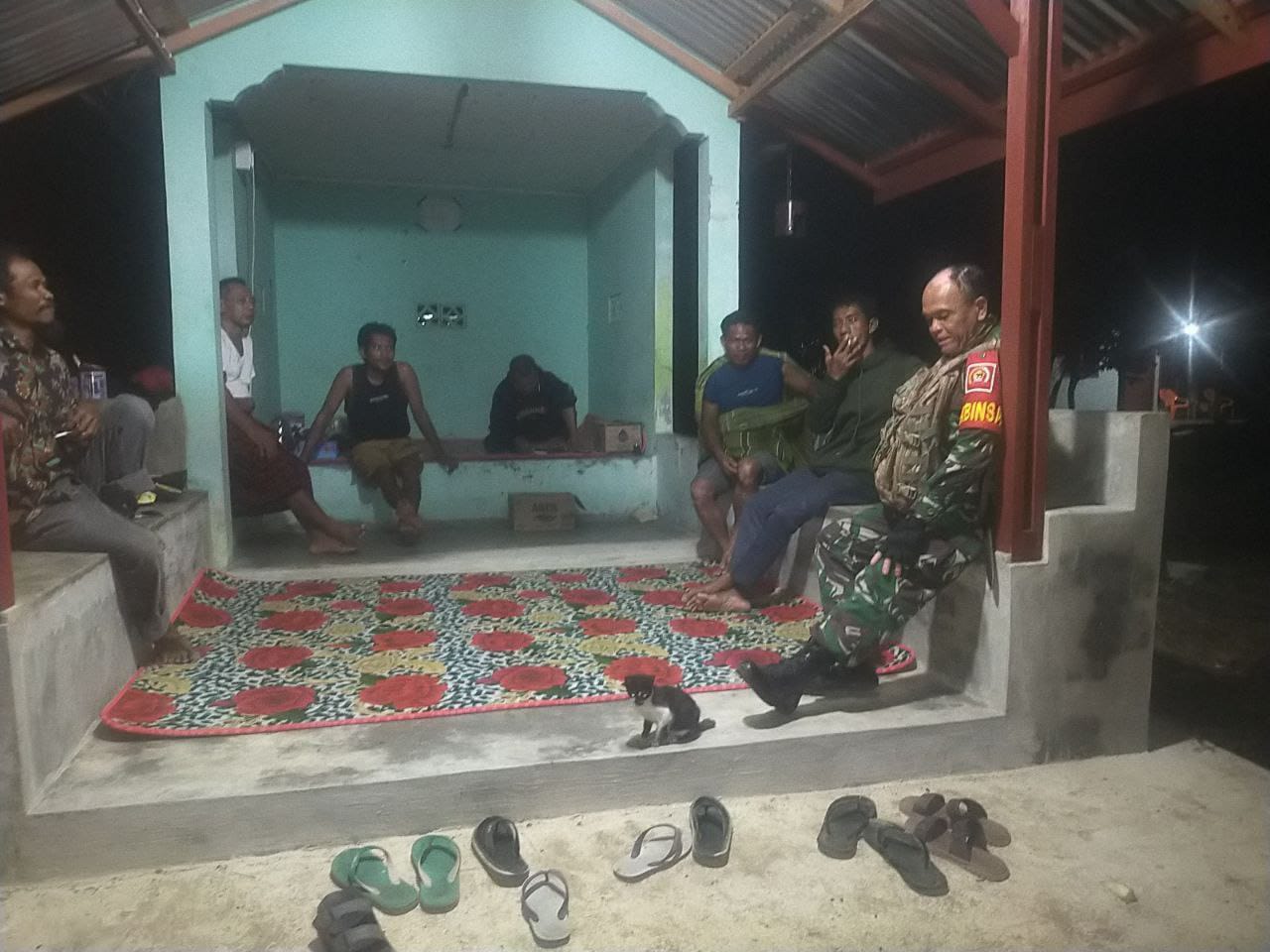 Agar Wilayah Binaan Tetap Aman, Babinsa Koramil 16/ Tapung Melaksanakan Peninjauan Pos Kamling