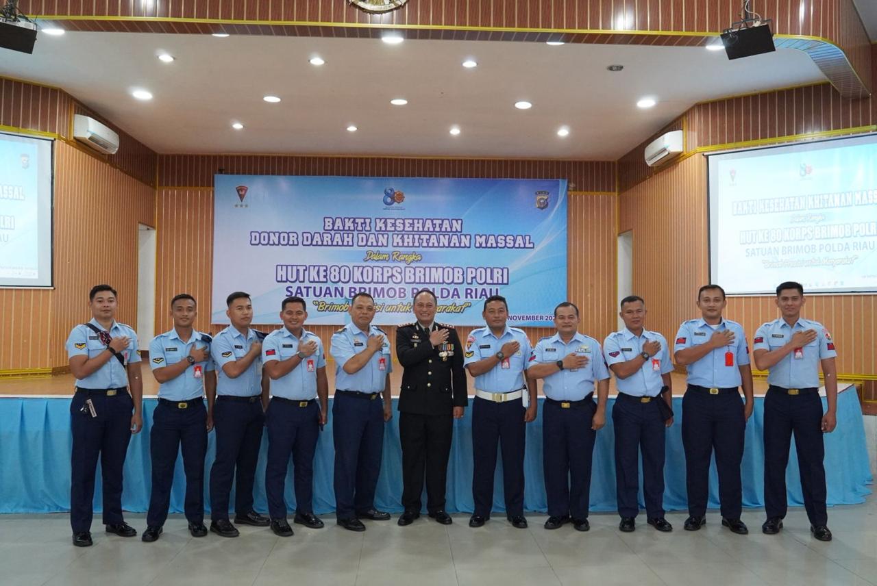 Brimob Polda Riau Gelar Donor Darah dan Sunat Massal dalam Rangka HUT ke-80 Korps Brimob Polri