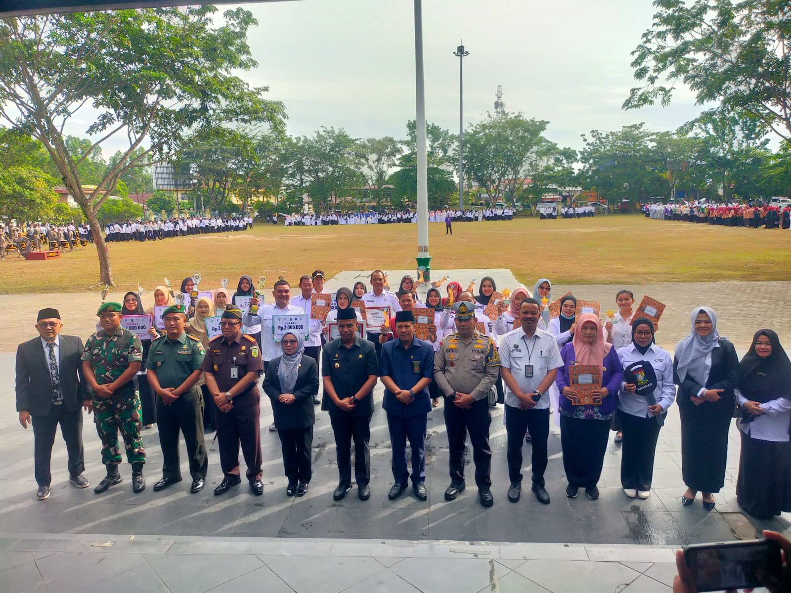 Wakili Dandim, Danramil 01/Bkn Hadiri Peringatan Hari Kesehatan Nasional (HKN) ke - 61 Tahun 2025