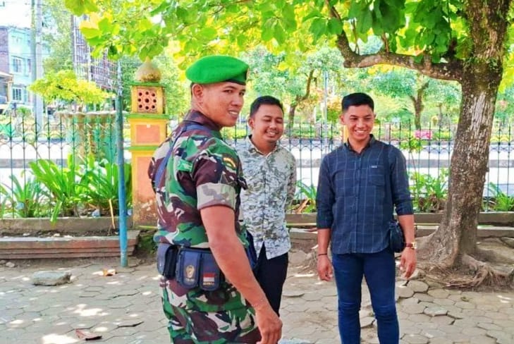 Serka Ojaktua Sitanggang Melaksanakan Komsos bersama Warga