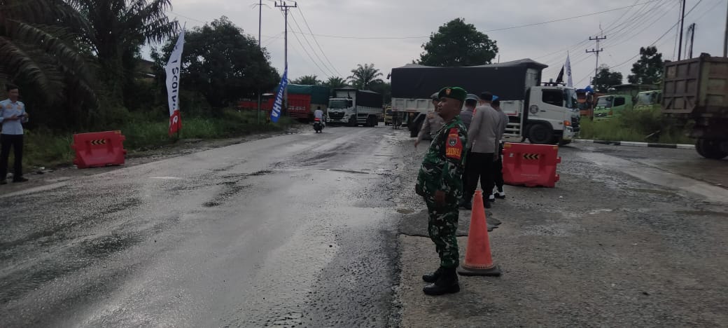 TNI-Polri dan Instansi Terkait Siap Amankan Nataru di Pos Pelayanan Terpadu Batu Besurat  