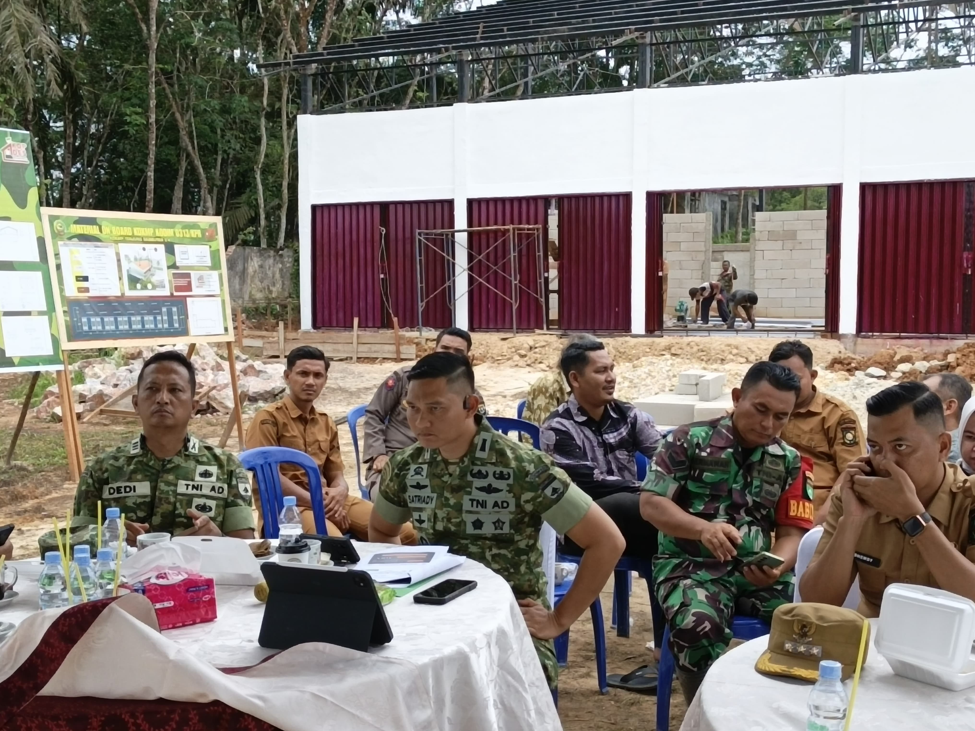Dandim 0313/kpr ikuti Rapat Evaluasi Percepatan Pembangunan KDKMP di Seluruh Wilayah Indonesia
