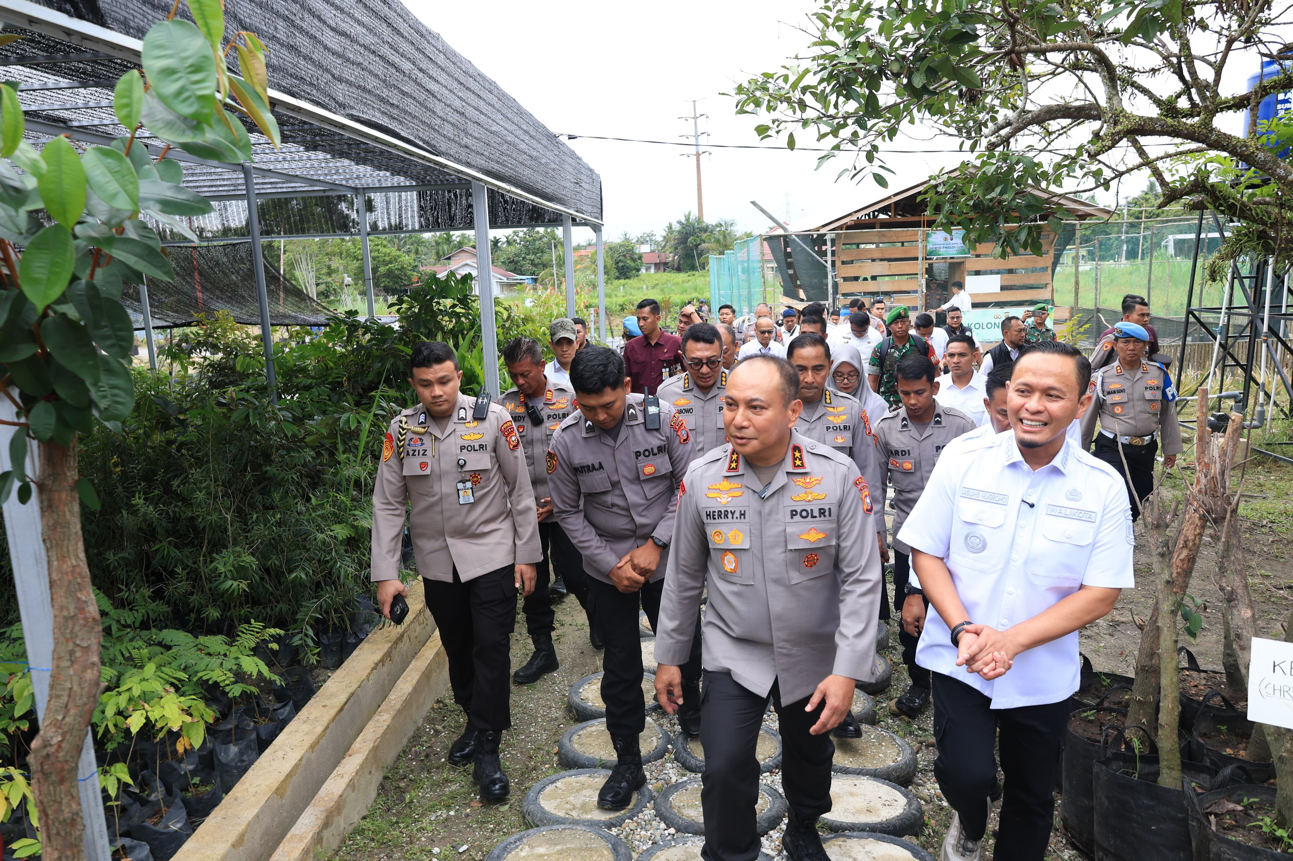 Kapolda Riau Resmikan Tabung Harmoni Hijau, Wujud Ketahanan Pangan dan Ekologi