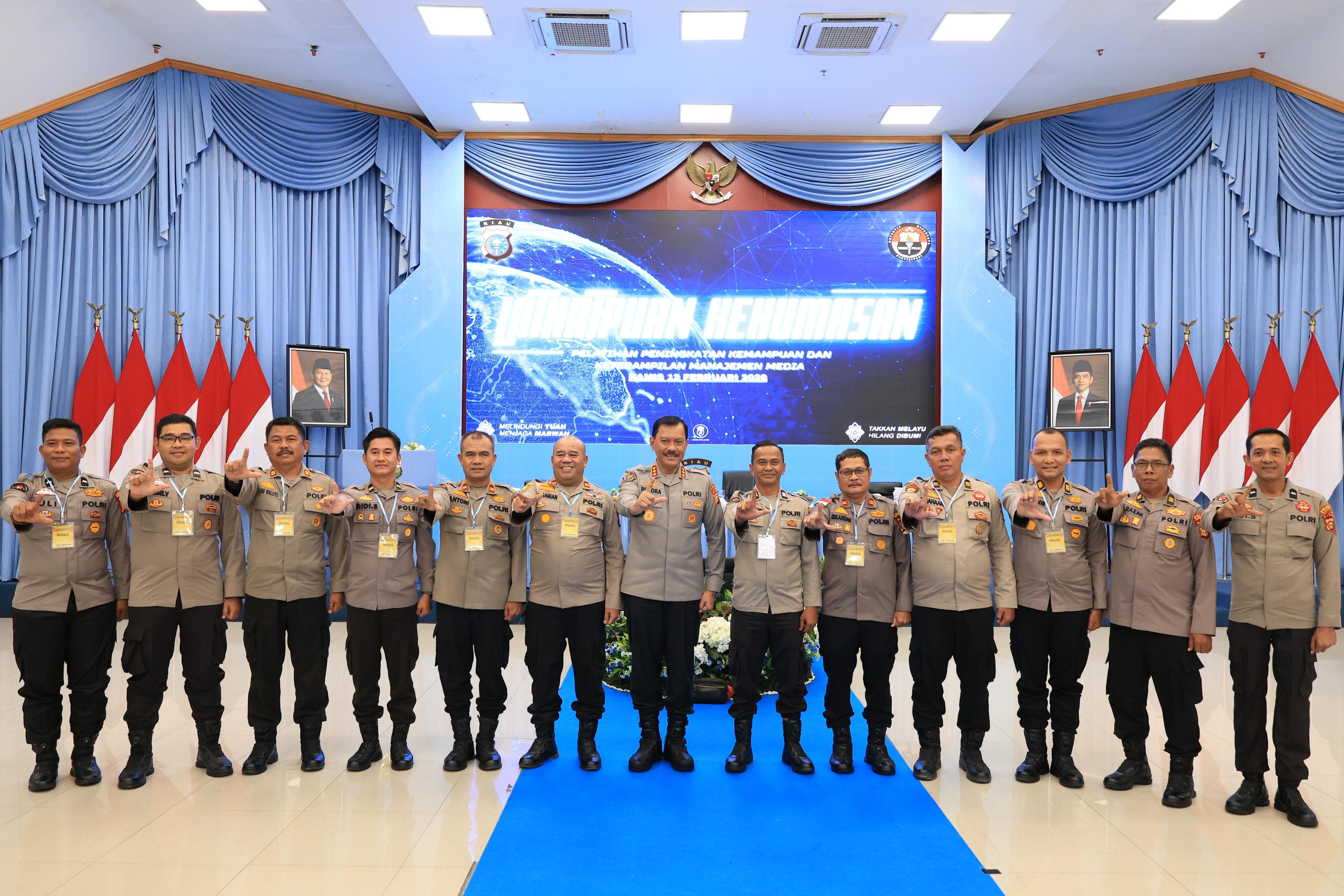 Pelatihan Kehumasan 2026, Polda Riau Perkuat Sinergi Media dan Publik