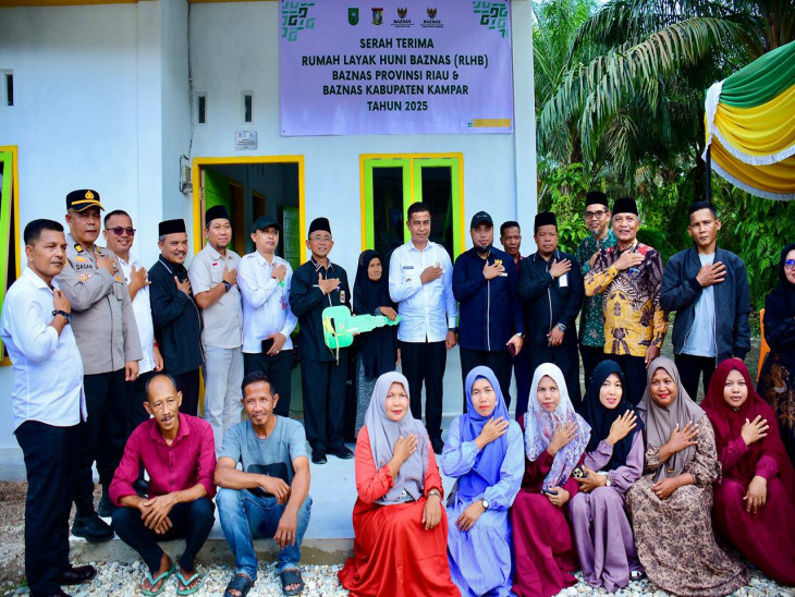 Serahkan Rumah Layak Huni, Ketua Baznas Ucapkan Terimakasih dan Apresiasi Kepada Pemkab Kampar