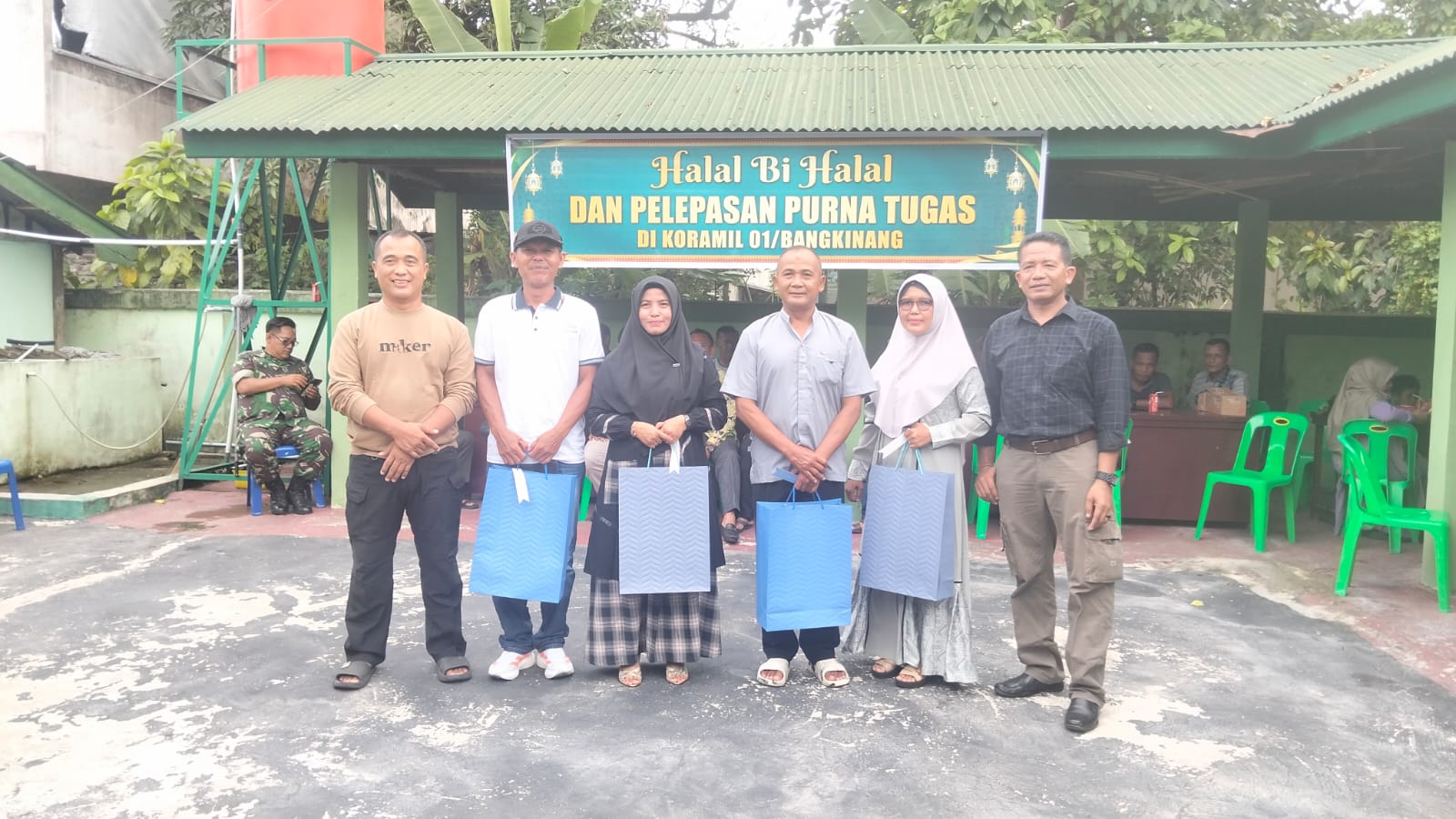 Lepas Dua Prajurit Terbaik, Koramil 01/Bangkinang Gelar Tradisi Purna Tugas Penuh Haru