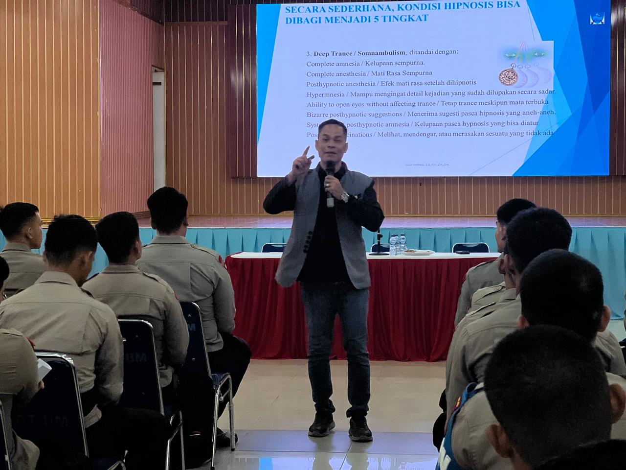 Tingkatkan Kesiapan Mental dan Profesionalisme Personel, Satbrimob Polda Riau Gelar Pelatihan