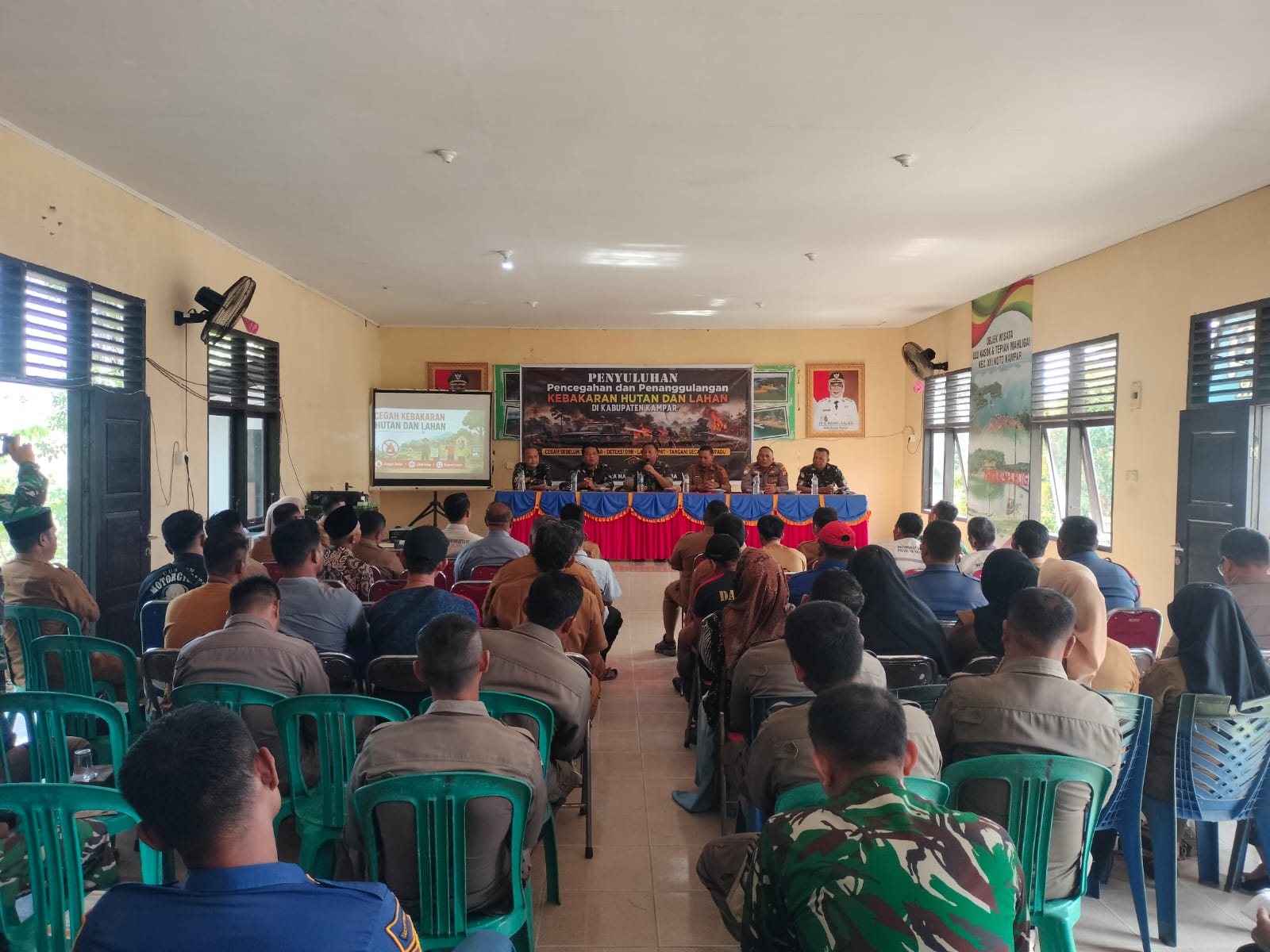 Tim Penyuluh Mabes TNI Dipimpin Brigjen TNI Sudarma Setiawan Gelar Edukasi Karhutla 