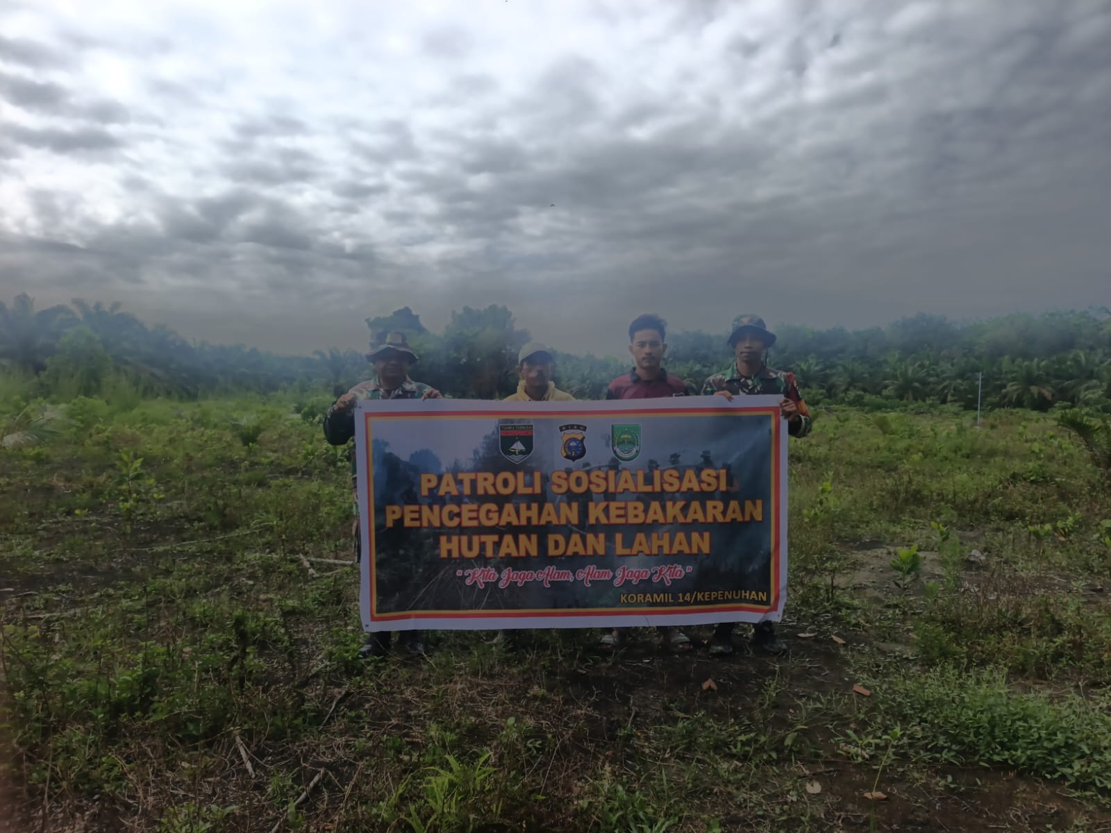Perkuat Deteksi Dini dan Edukasi Hukum di Akar Rumput, Babinsa Koramil 14/Kepenuhan Masifkan Patroli