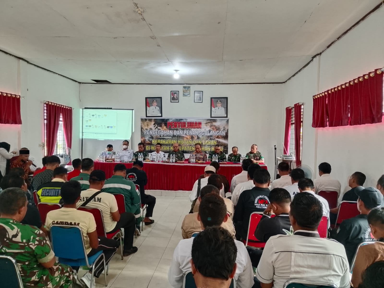 Sasar Tingkat Dasar, Tim Mabes TNI Gembleng Kesiapsiagaan Karhutla Aparat Desa dan Muspika Tandun