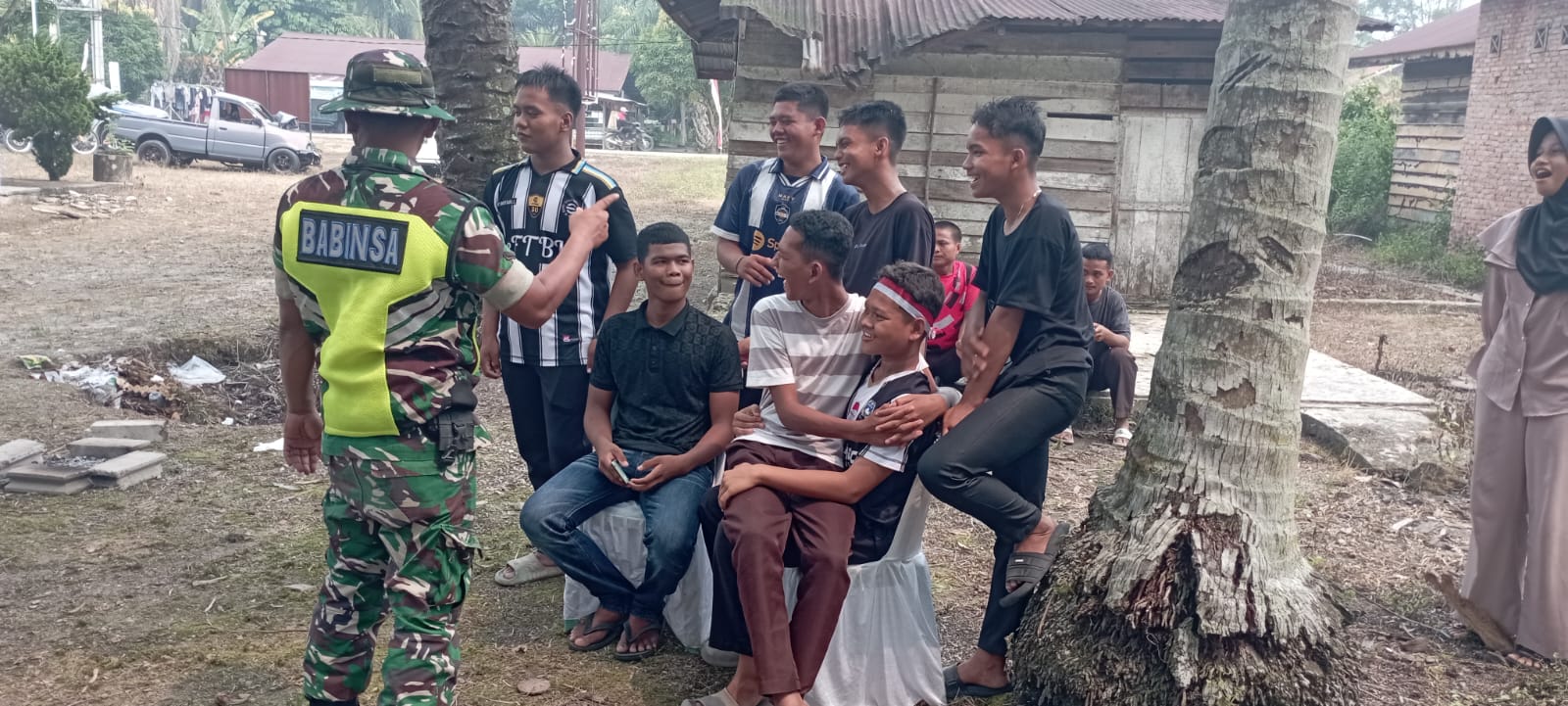 Babinsa Berikan Sosialisasi Edukasi Bahaya narkoba Dan Judy online 