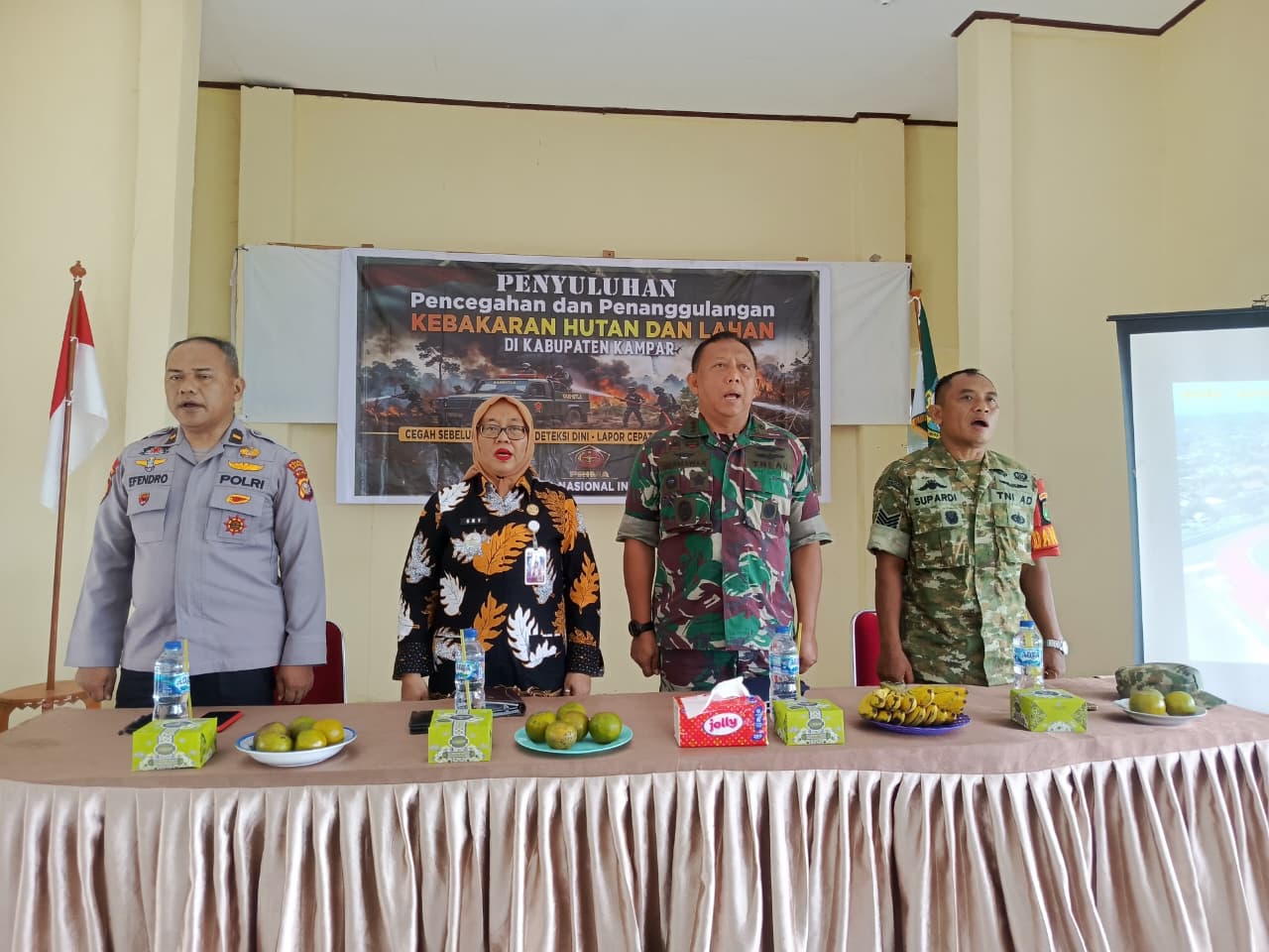Jangkau Kampar Kiri Hulu dan Gunung Sahilan, Brigjen TNI Sudarma Setiawan Pimpin Edukasi Karhutla
