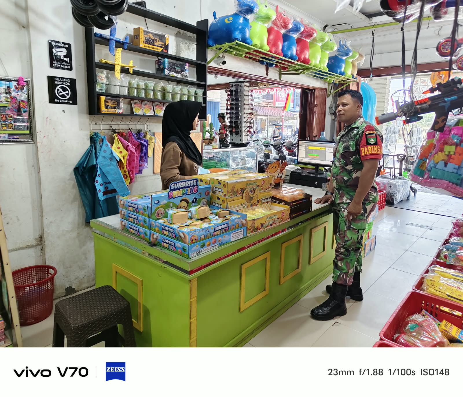Situasi Aman Dan Kondusif, Babinsa Patroli Di Seputaran Wilayah 