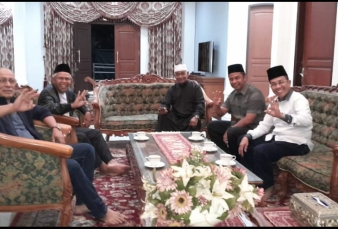 Guna Memajukan Negeri, Mantan Birokrat Bersatu-padu Memberikan Dukungan Ahmad Yuzar - Misharti