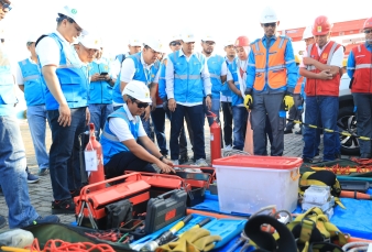 PLN Siagakan 1.327 Personil Jaga Keandalan Pasokan Listrik Jelang Perayaan Natal dan Tahun Baru