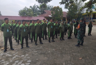 MPLS Siswa Baru, Babinsa 09/ Langgam Bentuk Karakter Siswa Siswi Agar Disiplin dan Berkarakter 