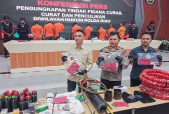 Polda Riau Tangkap 8 Pelaku Kriminal, dari Pembobol Minimarket Hingga Penculik