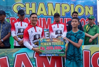 Dandim Cup 2025 Berakhir Meriah, Dandim 0313/ KPR Apresiasi Semangat Juang Pesepak Bola Muda
