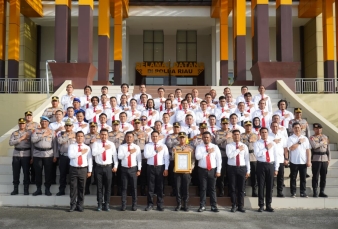 Komitmen Berantas Narkoba, 96 Personel Diganjar Penghargaan Kapolda Riau