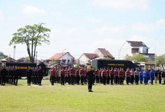 Brimob Polda Riau Terjunkan Personel BKO ke Polda Sumbar untuk Perkuat Penanganan Bencana Alam