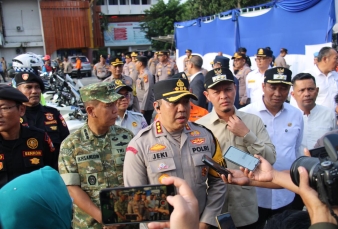 Polresta Pekanbaru Siagakan 413 Personel pada Apel Operasi Lilin Lancang Kuning 2025