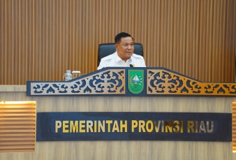 Refleksi Akhir 2025, Plt Gubernur Riau Paparkan Tantangan Fiskal hingga Pengangguran