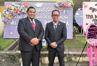 Membanggakan, Dua Pejabat RSUD Bangkinang Raih Nilai A dalam Ujian Tesis