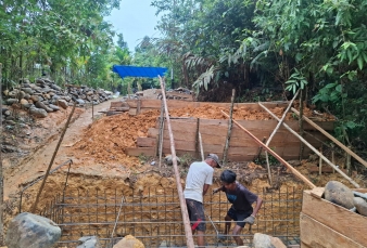 Kejar Target, Kodim 0313/KPR Terus Kawal Pembangunan Jembatan Desa Kota Lama