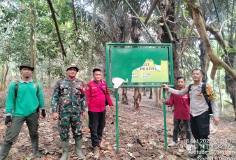 Babinsa Koramil 08/TDN Bersama Tim Gabungan Patroli Karhutla di Bukit Suligi dan Desa Dayo